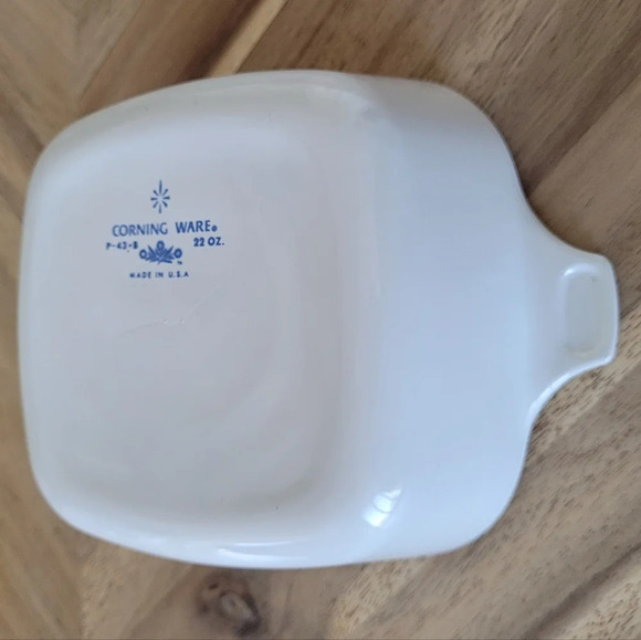 Vintage Retro Corelle Cornflower  Small Casserole Dish 22oz - Picture 4 of 8